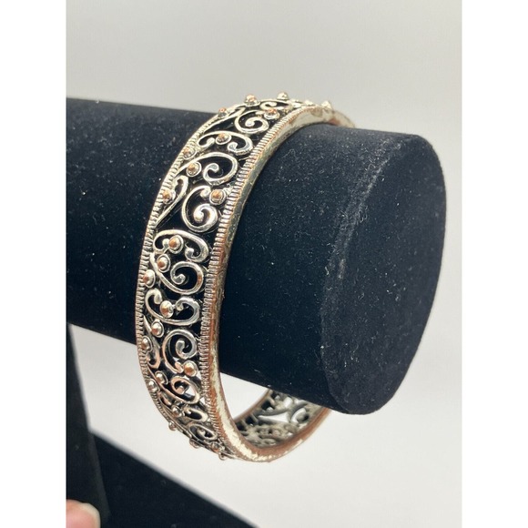 Silver-Tone Open Filigree Paisley Design 2 7/8 Inch Around Bangle Bracelet! - Picture 3 of 10